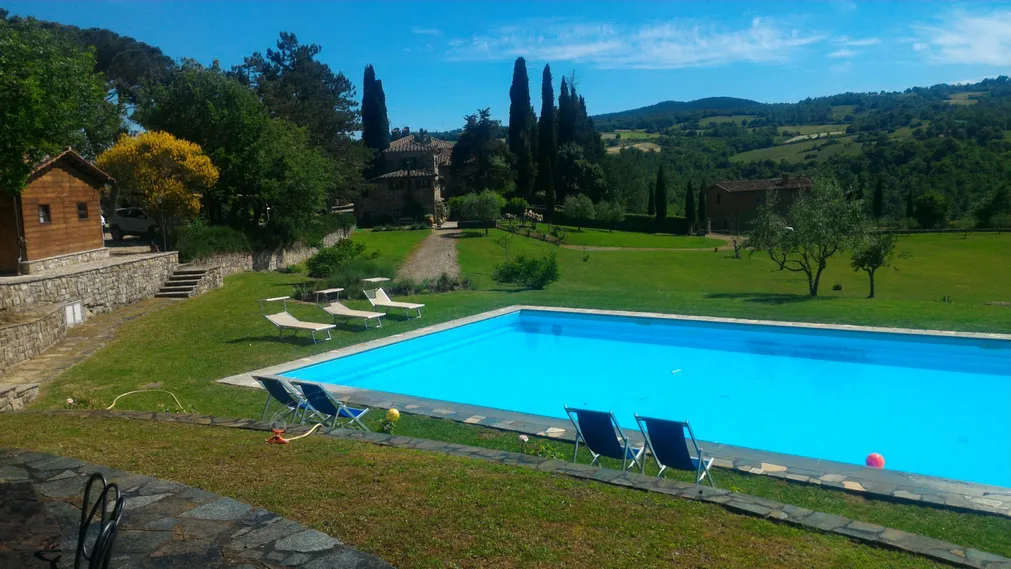 Luxury Villa La Casaccia website design and booking system created by Trivenzo Solutions